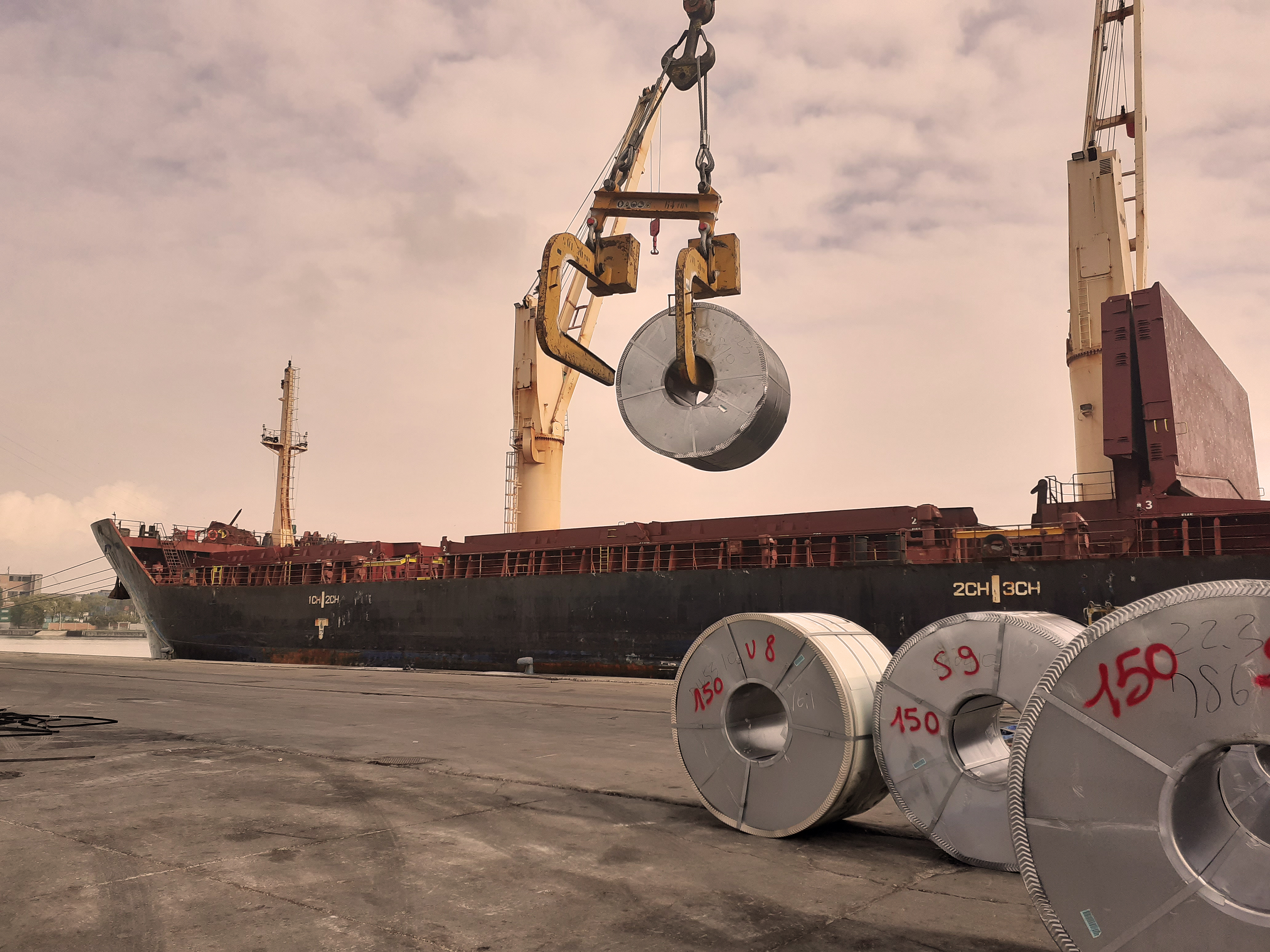 Stim Menini Marine & Cargo Surveyors